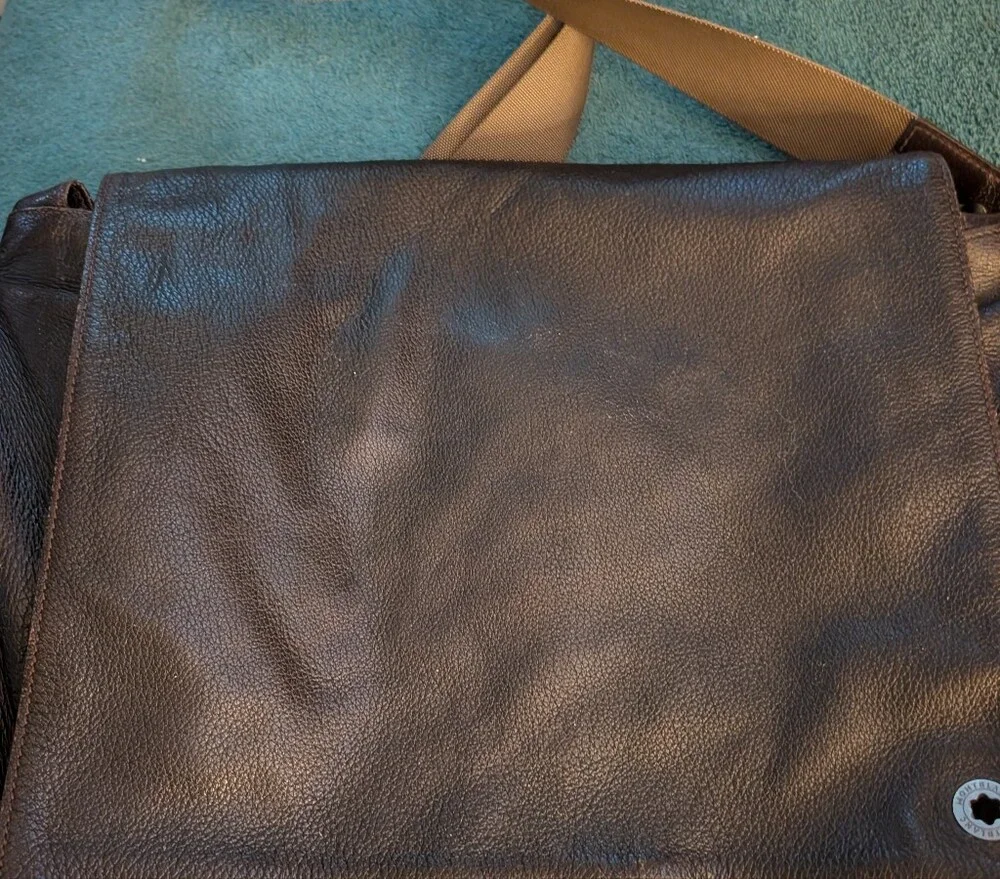 Mont Blanc Men's Leather Messenger Bag in Dark Brown - Casual Crossbody
